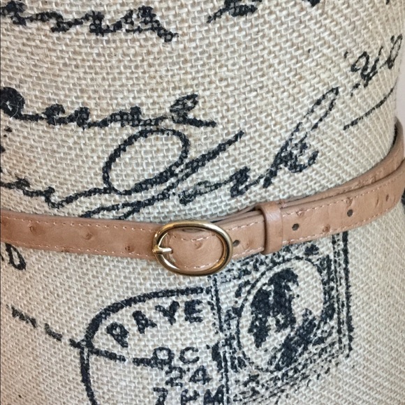 JCrew Sz Small Tan Leather Belt - Picture 3 of 4